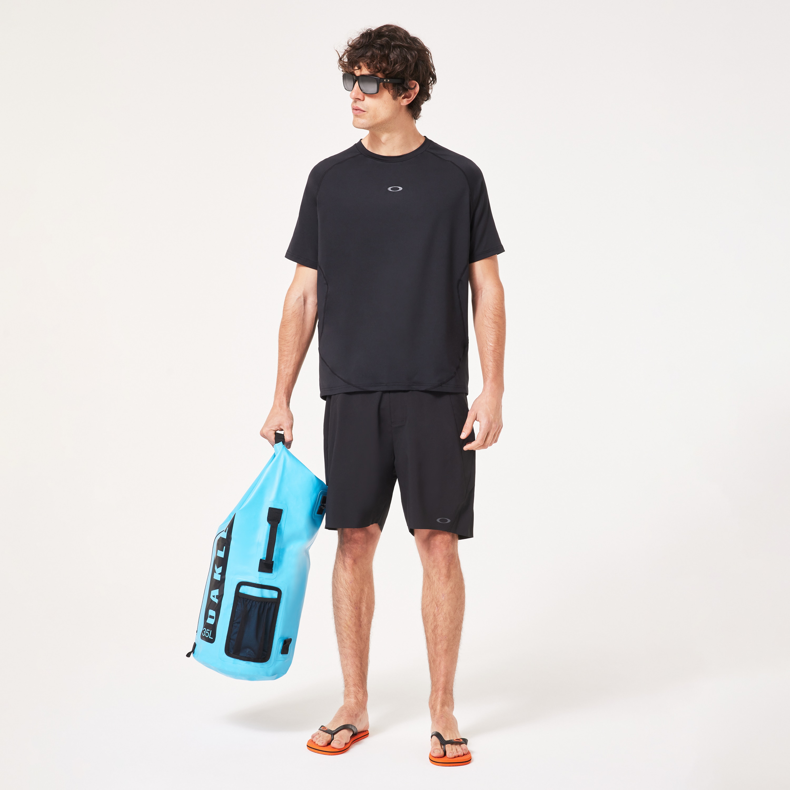 FOA406220__02E_omfb1.png?