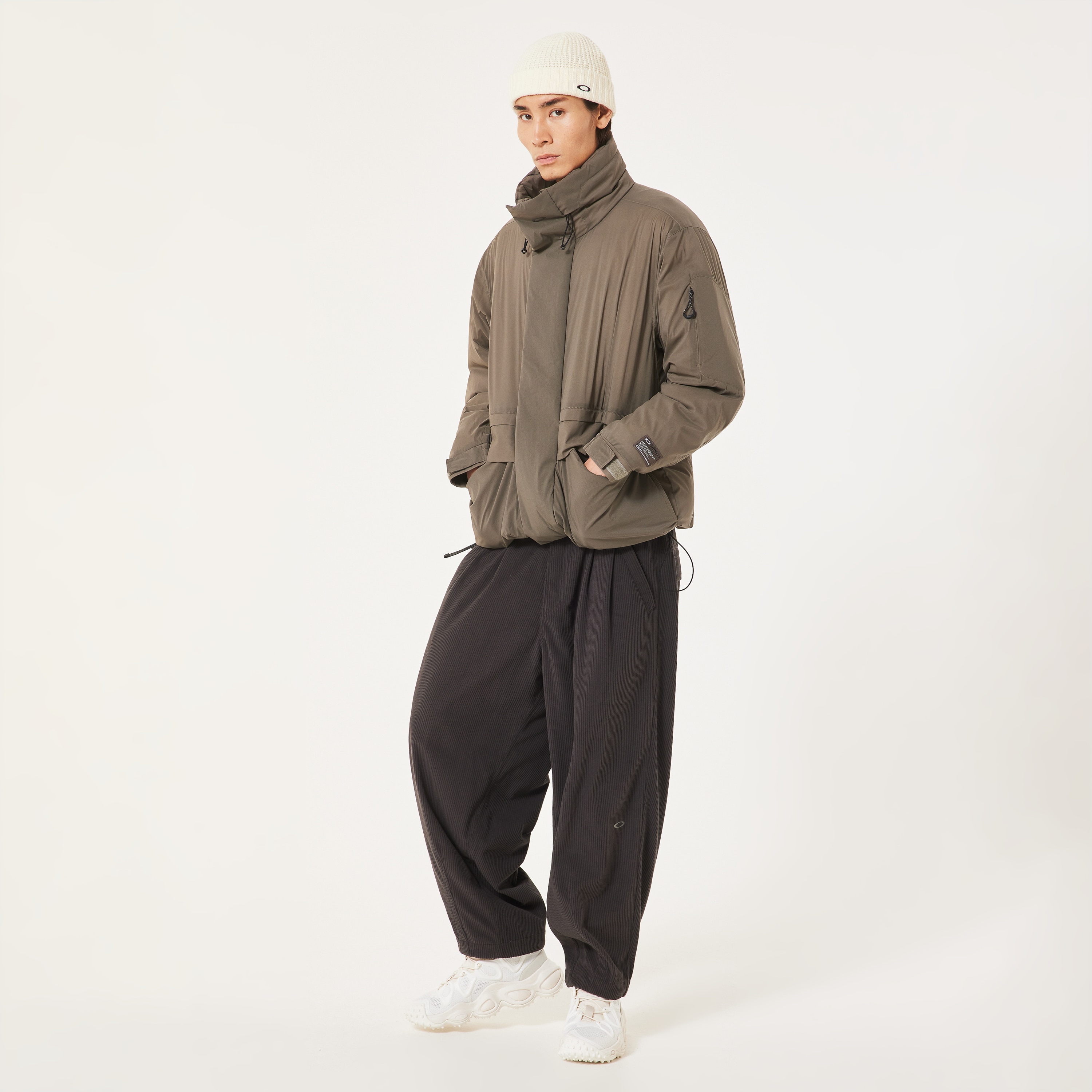 Oakley Fgl Puffy Jacket 5.7 - Phantom | Oakley® 日本