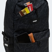 Street Backpack - Black Glass Print