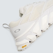 Light Breathe - Triple White