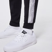 Attitude Accent Fleece Pant - Blackout