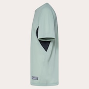 Striking Dry SS  Tee 9.0 - Island Green
