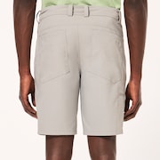 Golf Hybrid Short - Neutral Gray