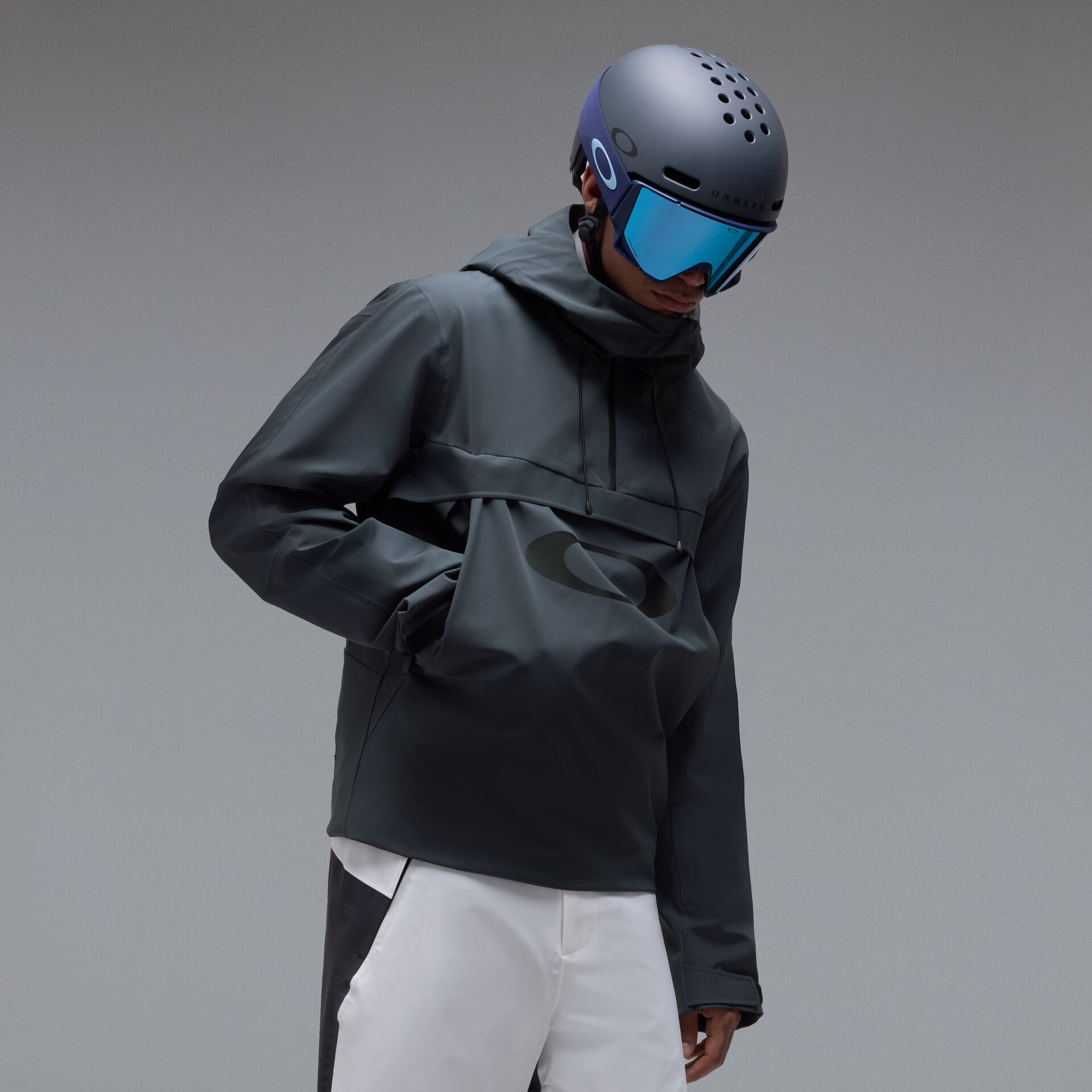 Oakley Timberline Shell Anorak​ in Pitch Black | Oakley® US