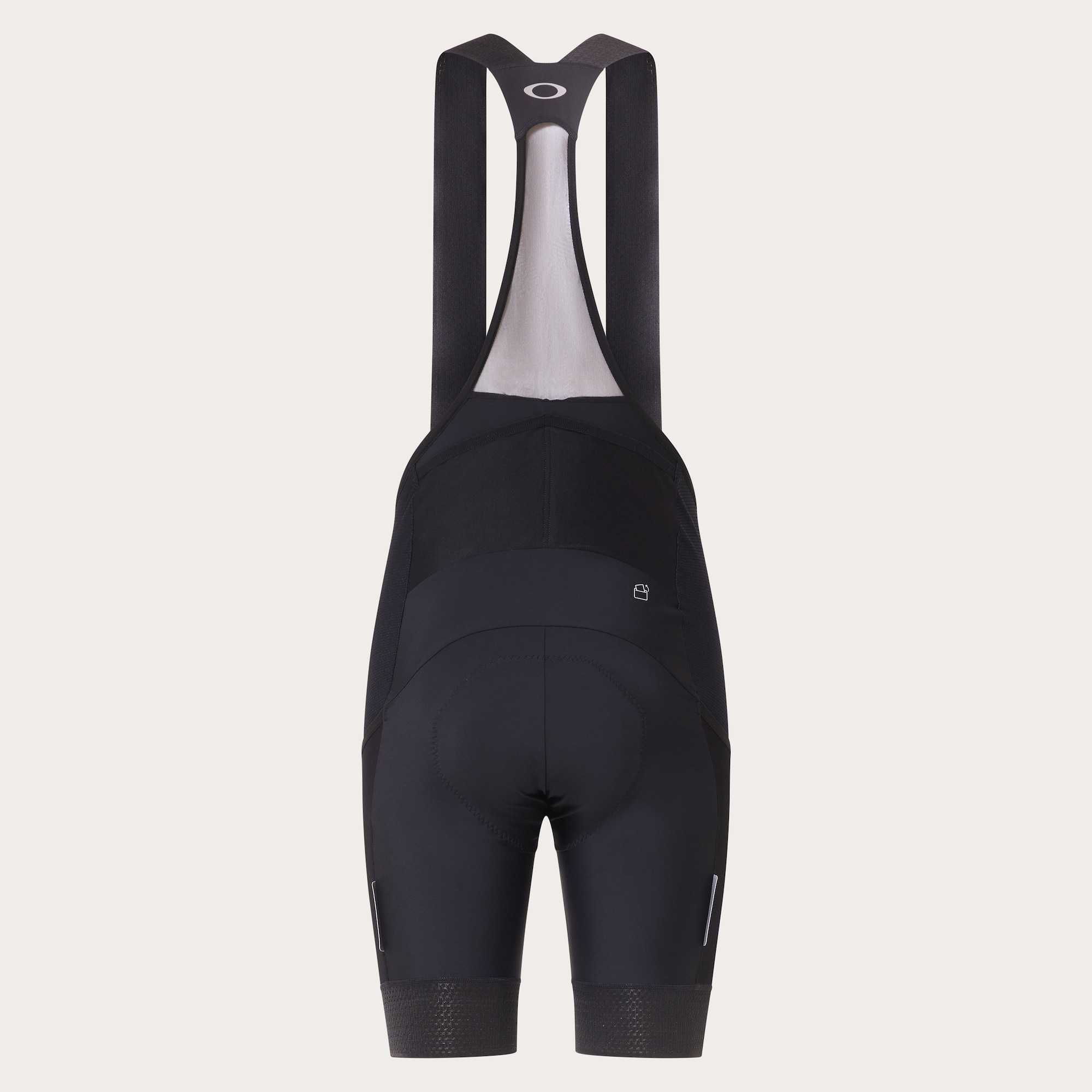 Oakley Off Grid Cargo Bib Short 2.0 in Blackout | Oakley® EU