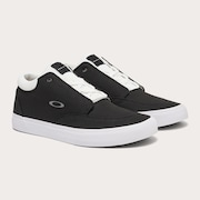 Banks Low Canvas - Black/White