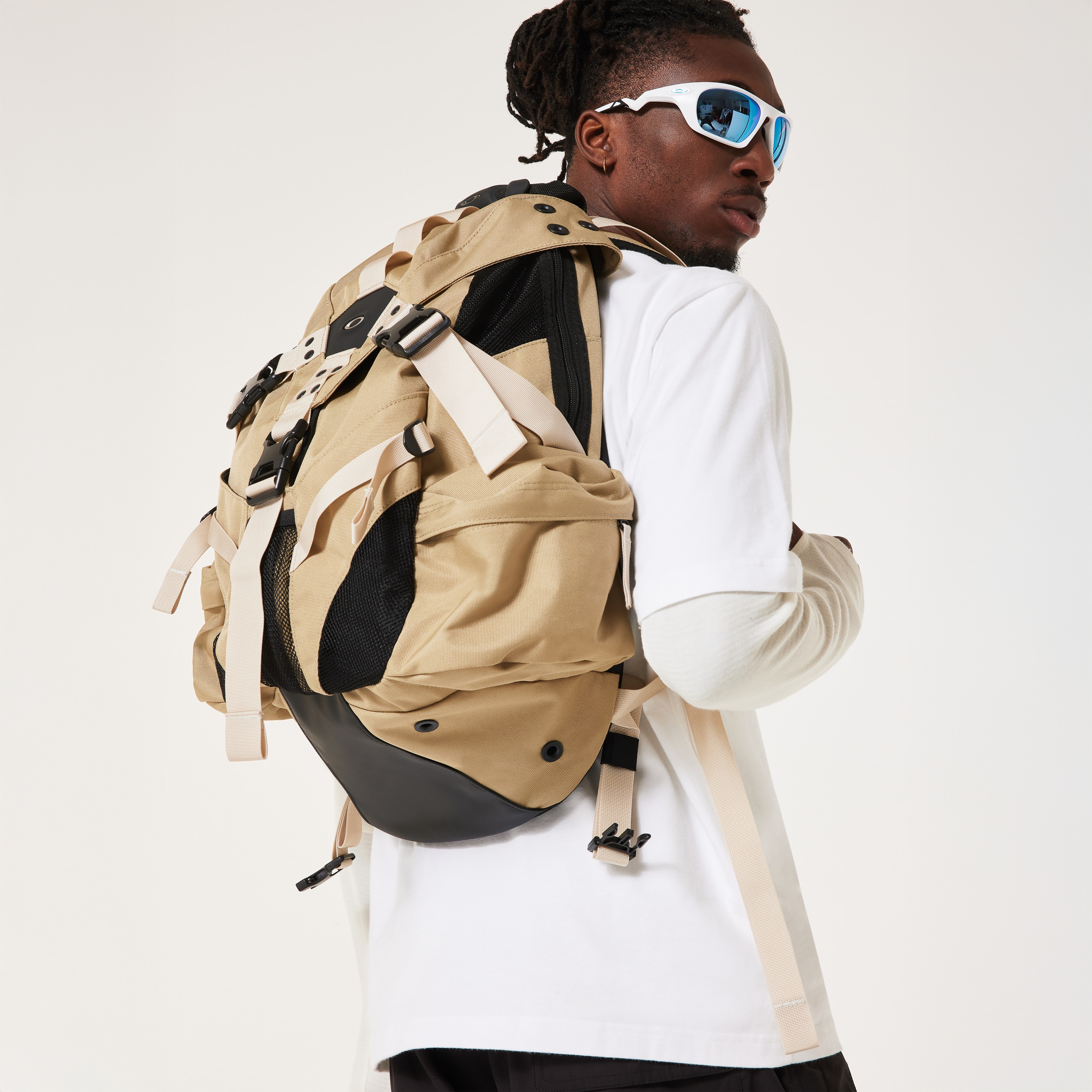 オークリー Icon Rc Backpack Pebble/Mist | オークリー公式ストア 日本