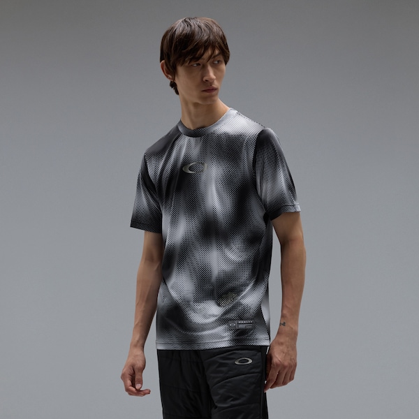 Striking Tech Cold SS Tee Diffuse