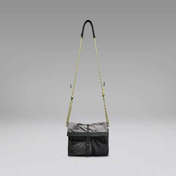 Reserve Pouch