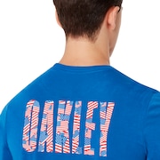 Oakley USA Tee - Electric Shade