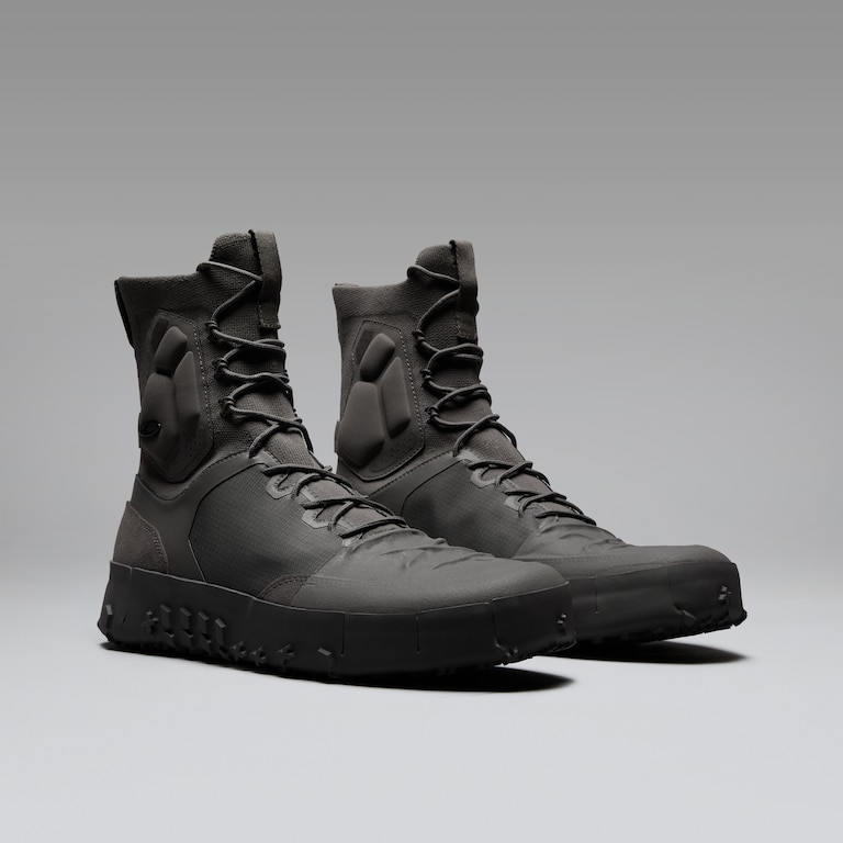 Phantom Coyote Boot - Granite Gray