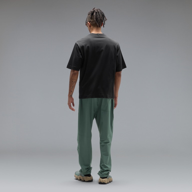 Sandboard Tee - Pitch Black