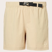 Latitude 18" Short - Humus