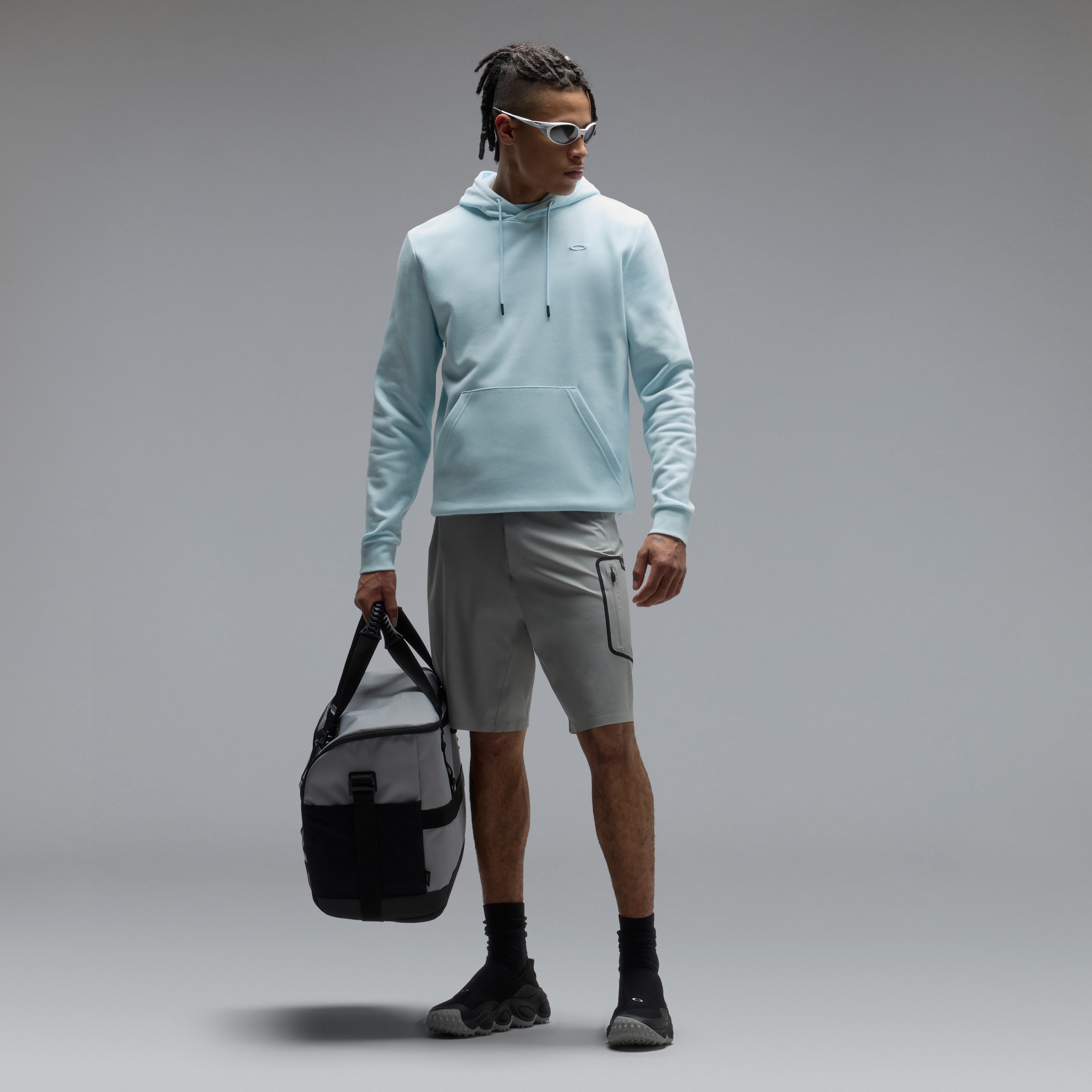 Oakley Relax Pullover Hoodie 2.0 in Frost | Oakley® US