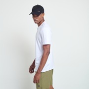 Camiseta Masc Mod Oakley Bark Tee - White