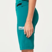 W Factory Pilot  Lite  Short - Green Lake