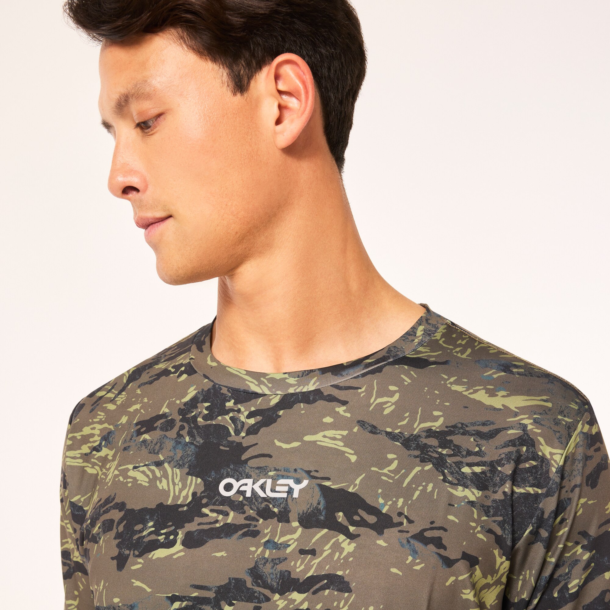 オークリー Rash Tee 24.0 Tiger Mountain Camo Blue | オークリー公式