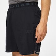 Hot Temps 6 Running Short - Blackout