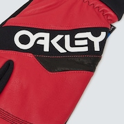 Factory Winter Trigger Mitt 2 - Red Line