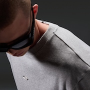 Reserve Strato Reflective Tee - Cement Melange