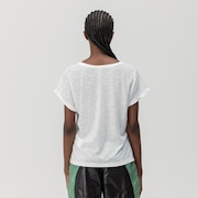 Camiseta Feminina Mod Oakley X Lauf - White