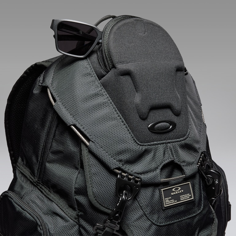 Bathroom Sink Rc Backpack - Blackout