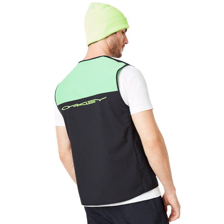 Outdoor Vest - Blackout