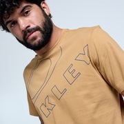 Super Casual Graphic Logo Tee - Gold