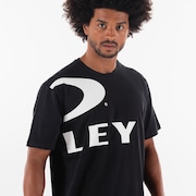 Camiseta Big Ellipse - Jet Black