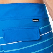 Retro Split 21 Boardshort - Light Blue Flower/Stripe