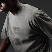 Echo Mod Embroidered Tee - Granite Gray