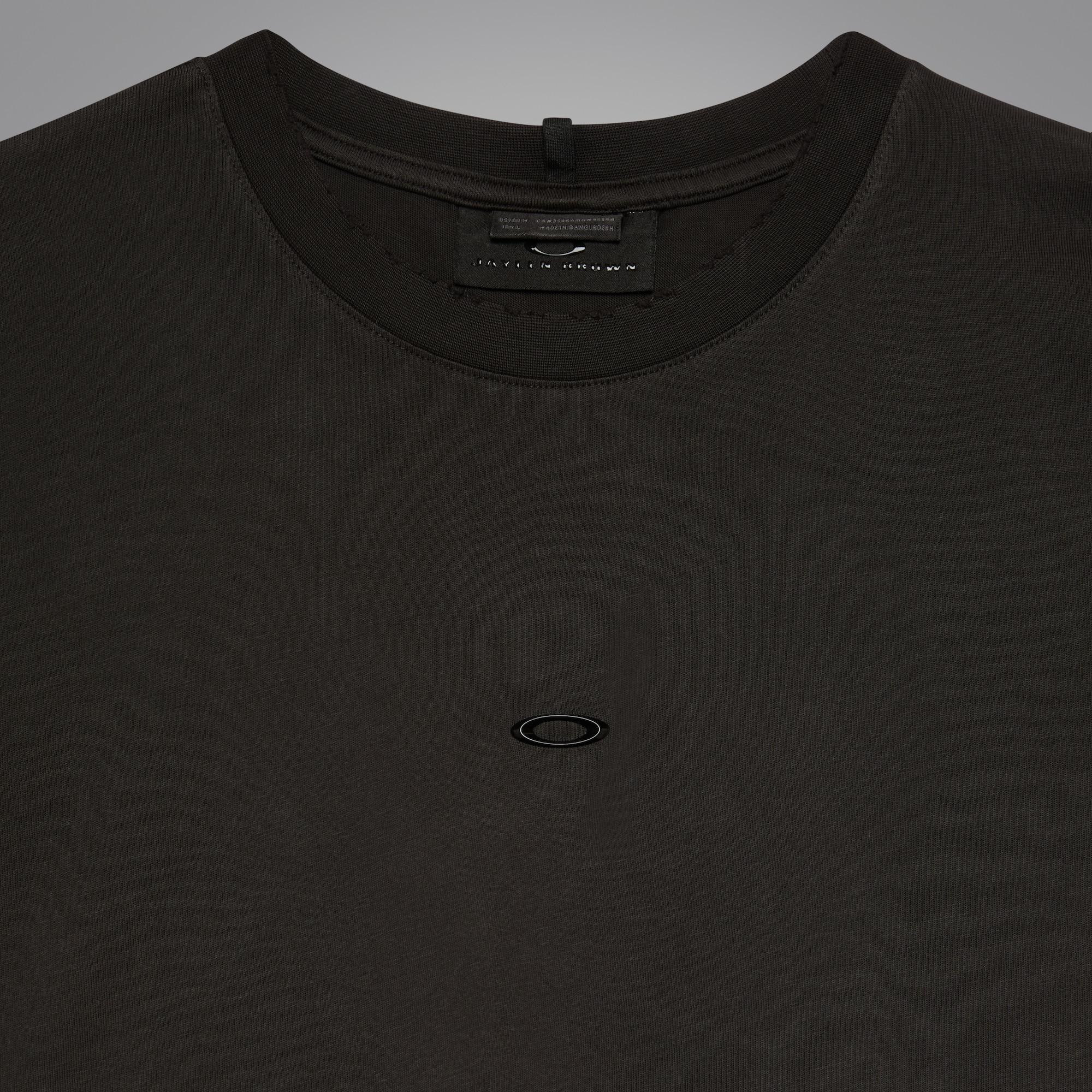 Oakley Jaylen Brown Latitude Veil LS Tee in Nearly Black | Oakley® US