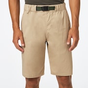 Oakely Roam Commuter Short - Rye