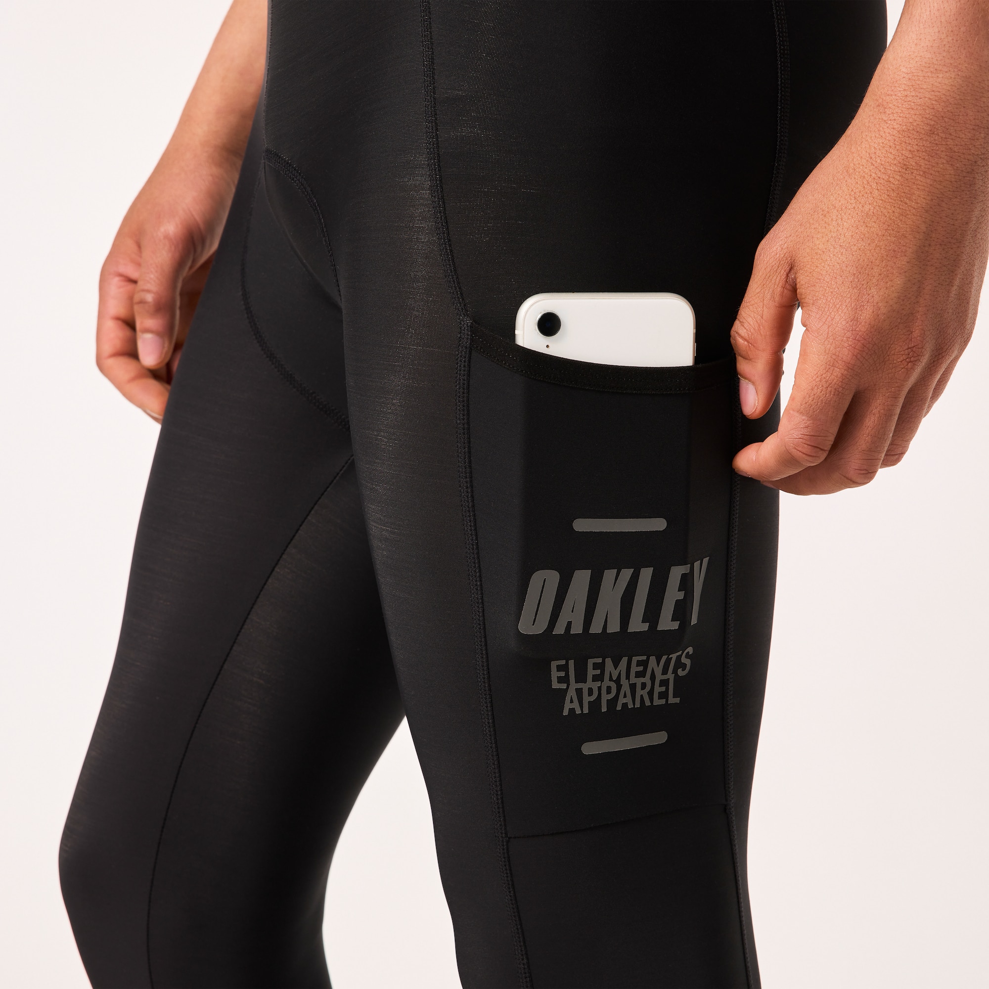 オークリー Endurance Cargo Bib Knicker 2.0 Blackout | オークリー