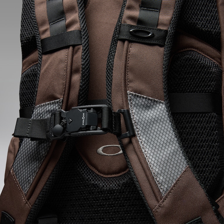 Latitude Flex Pack - Dark Umber