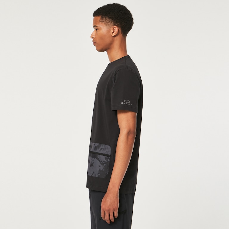 Wanderlust Pocket Tee - Blackout