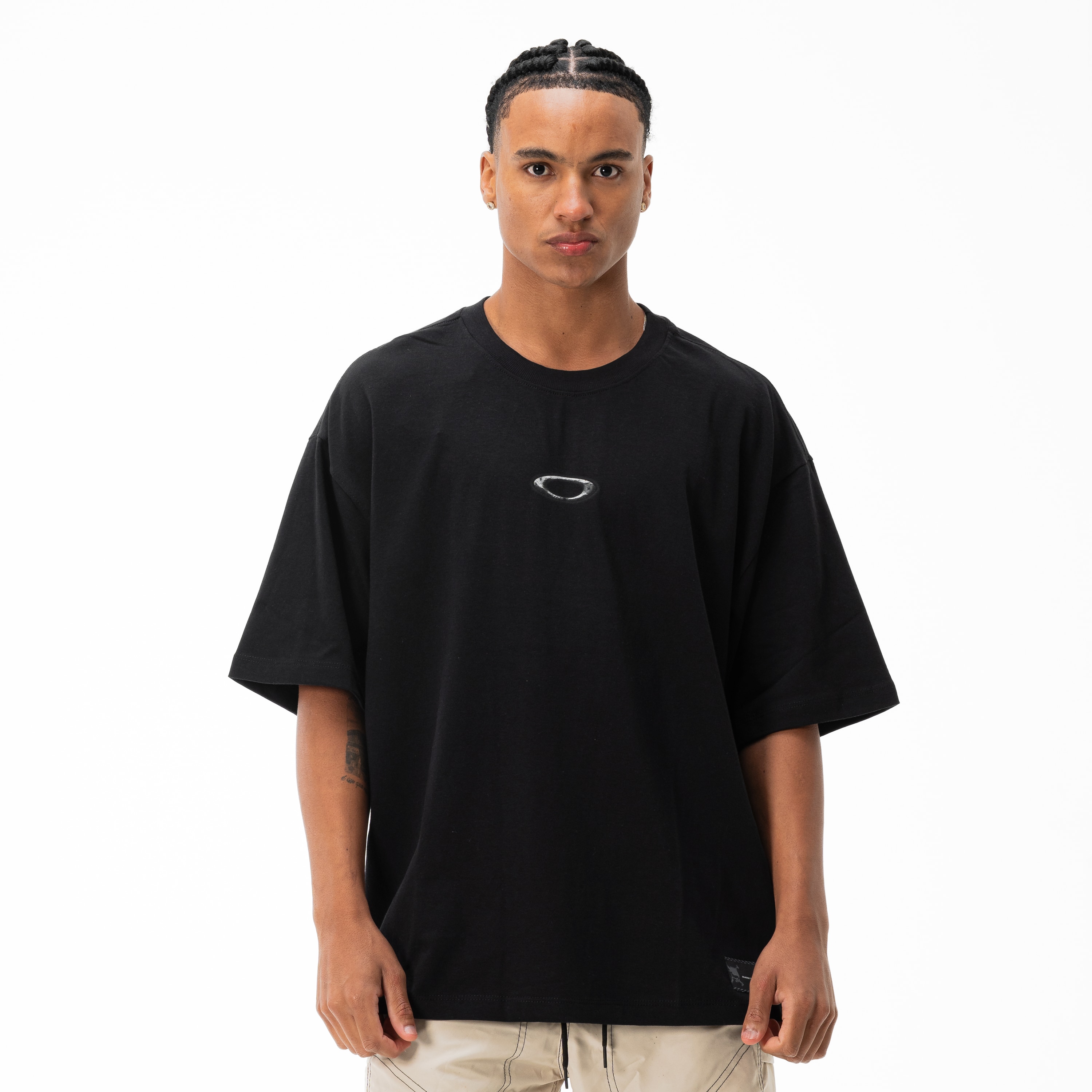 Oakley Camiseta Teeth Footprint em Blackout | Oakley® BR