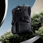 Latitude Flex Vest - Blackout