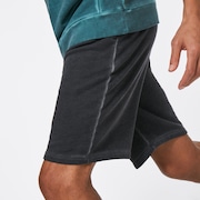 Dye Short - Blackout