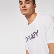 B1B Nebulous Logo Tee - White