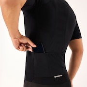 Endurance Ultra Vented Jersey - Blackout