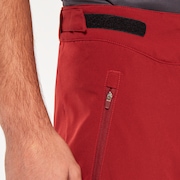 Factory Pilot  Lite Short - Iron Red