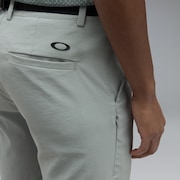 Oakley Take PRO Redux Short - Cement