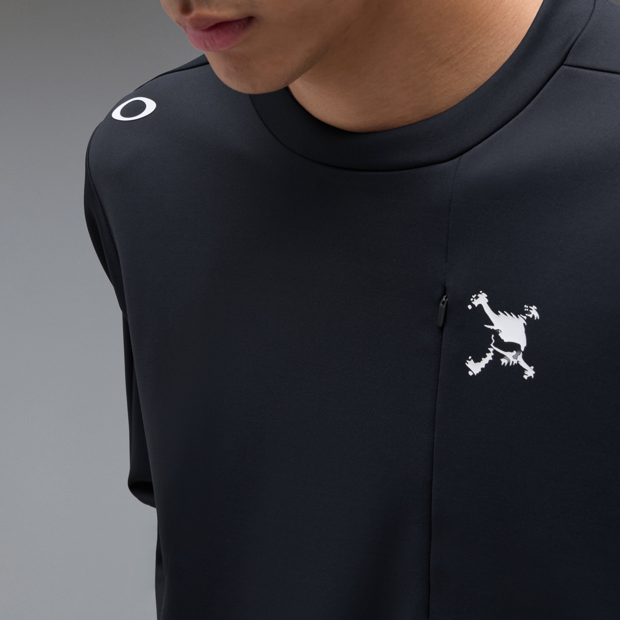 Oakley Skull Synchronism Crew in Pitch Black | Oakley® JP