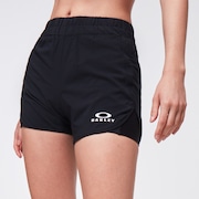Essential Running Short - Blackout