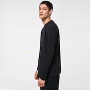 Relax LS Tee - Blackout