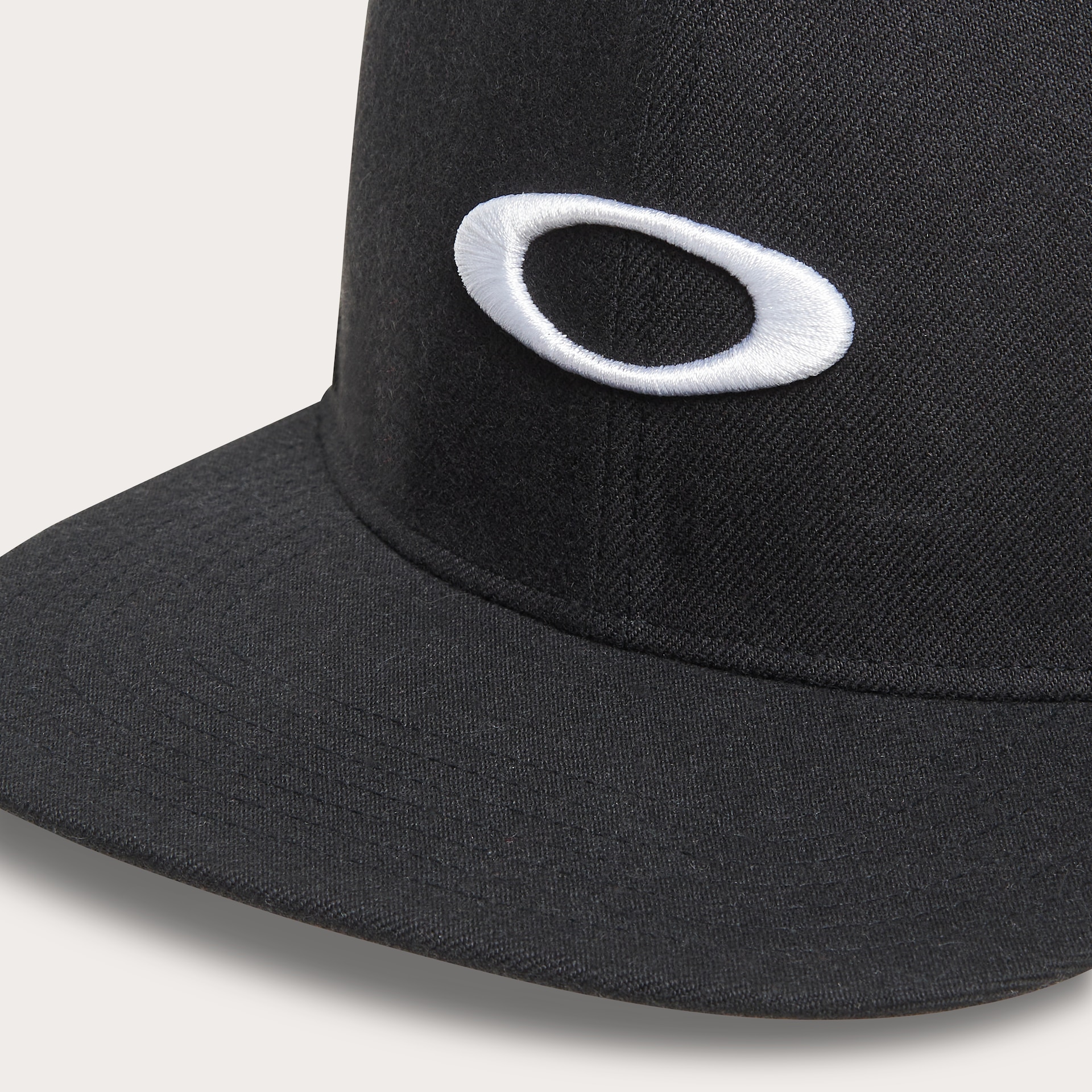 Oakley 47 B1B Ellipse Hat in White | Oakley® US