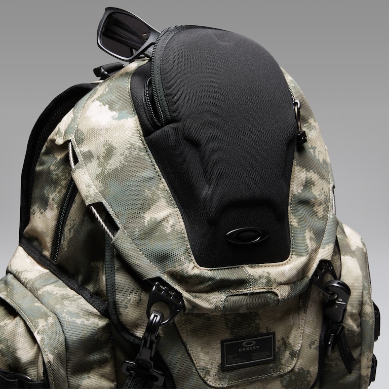 Kitchen Sink - Off-Slope Camo Green