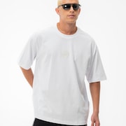 Camiseta Oakley Mad Lab Rubber Logo - White