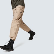 Vanguard Cargo Pant - Rye